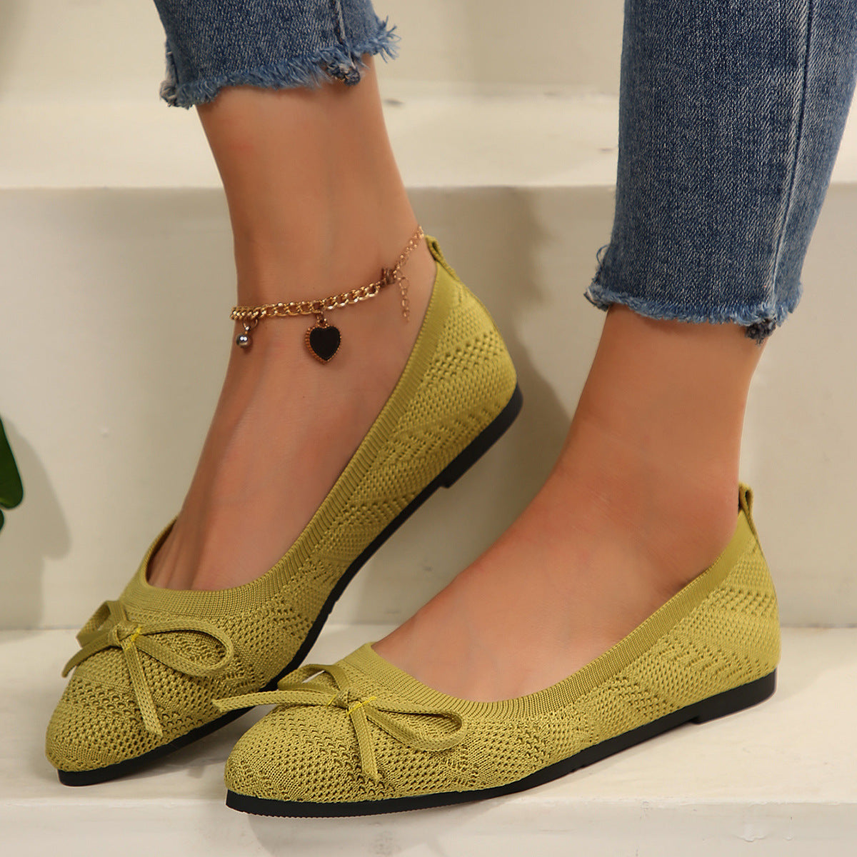 Bow Knit Pointed Flats