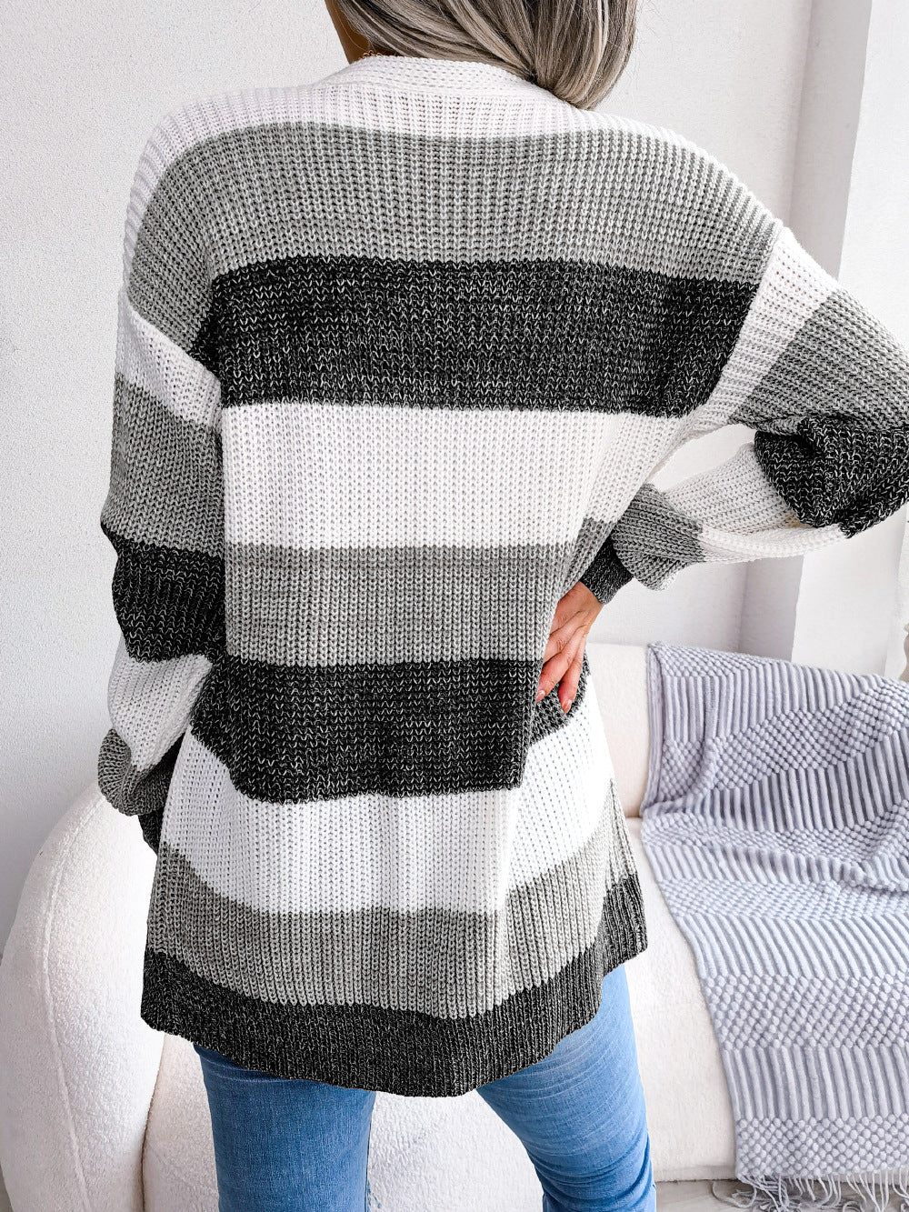 Lantern-Sleeve Plaid Cardigan